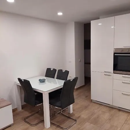 Apartamento Lutikano