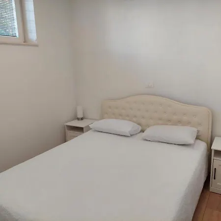 Lutikano Apartamento